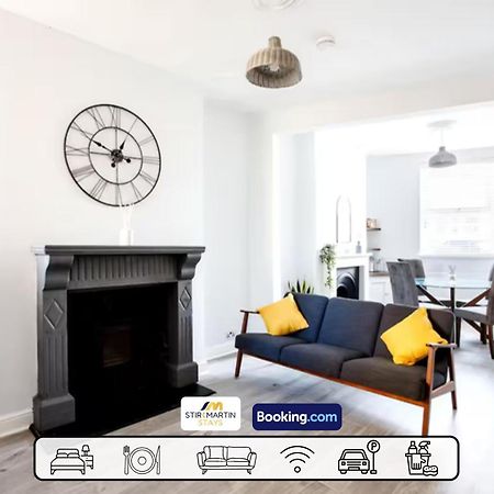 Comfy 3Bed House By Stirkmartin Stays Short Lets & Serviced Accommodation Cardiff With Free Parking & 8Mins To City Centre מראה חיצוני תמונה