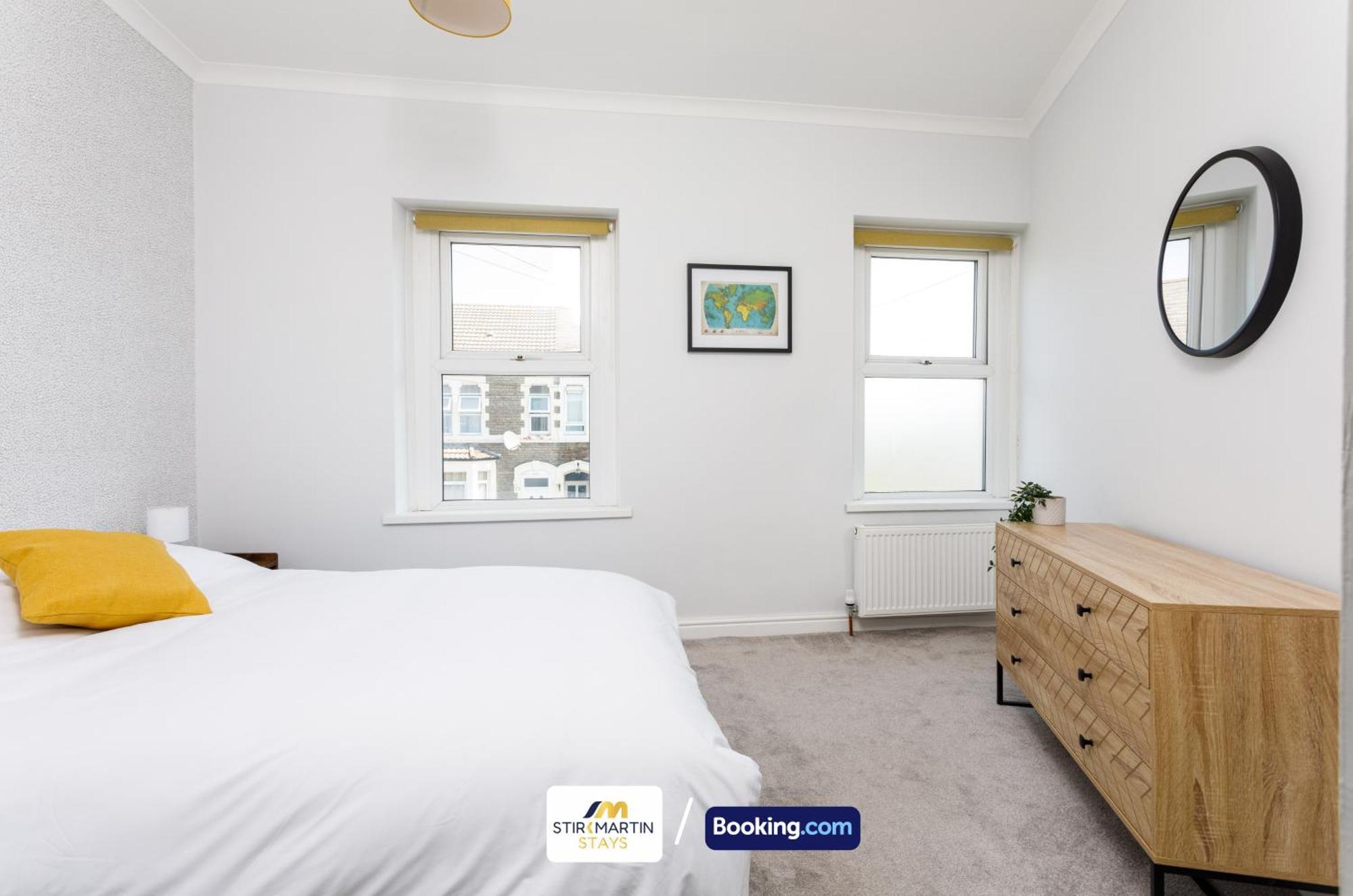 Comfy 3Bed House By Stirkmartin Stays Short Lets & Serviced Accommodation Cardiff With Free Parking & 8Mins To City Centre מראה חיצוני תמונה